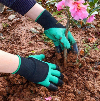 Mănuși cu gheare din plastic - gadget excelent pentru grădină