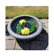 Fântână solară de grădină în formă de lotus