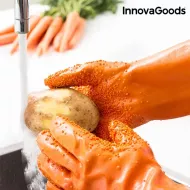 Mănuși pentru curățat și decojit legume și fructe InnovaGoods