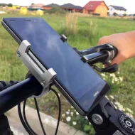 Suport rotativ pentru telefon mobil pentru bicicleta