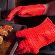 Mănuși din silicon pentru bucătărie